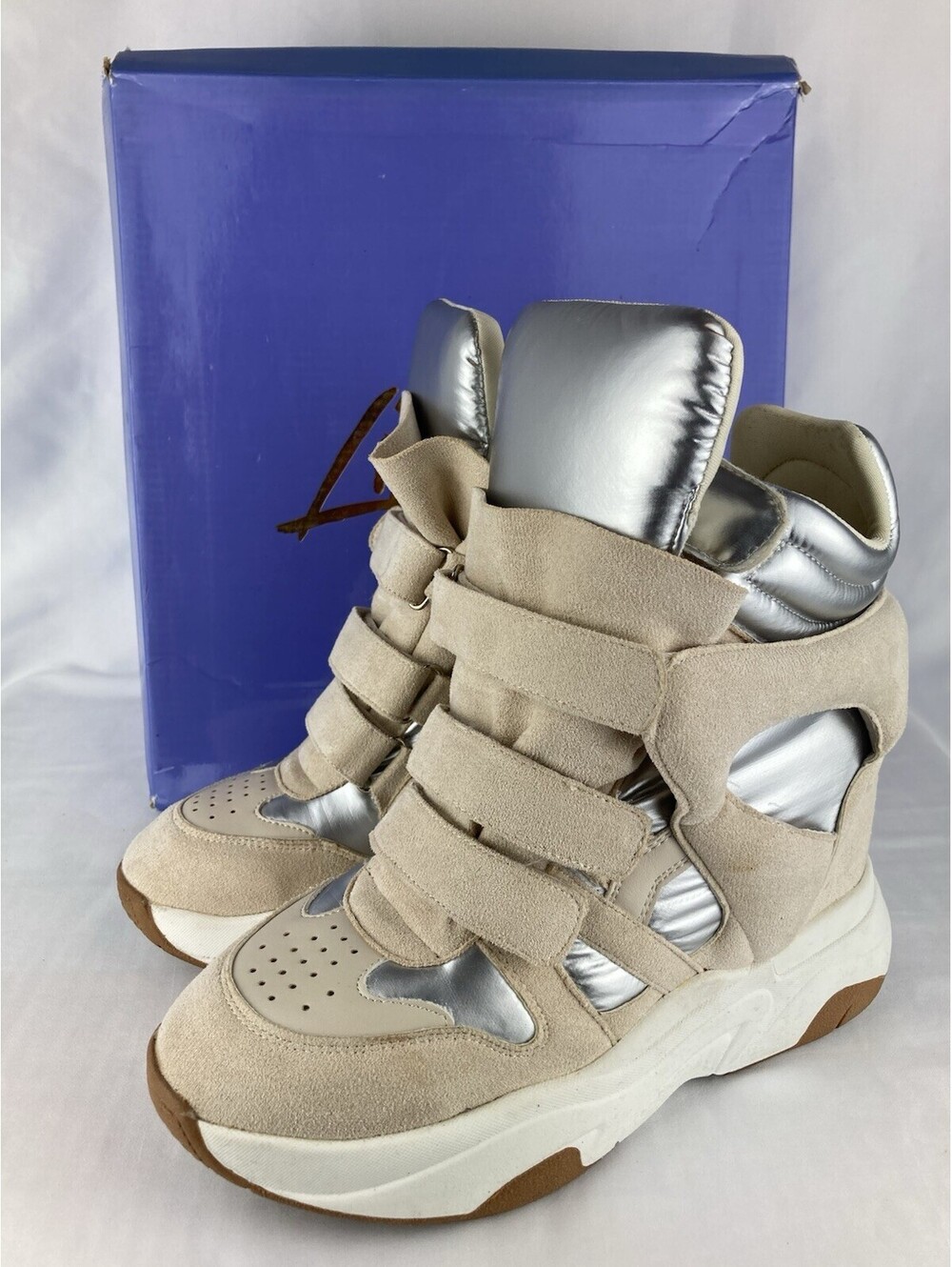 Women’s Size 8.5 Liliana Maranto 2 Wedge Sneakers Beige Silver Straps High Top